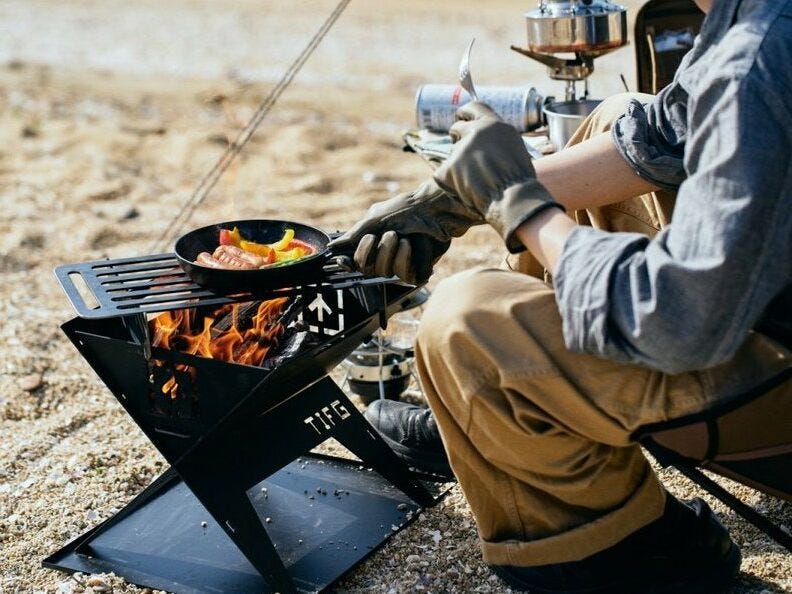 烤肉架推薦_折疊式烤肉架：折疊好攜帶，可以烤肉還能取暖！