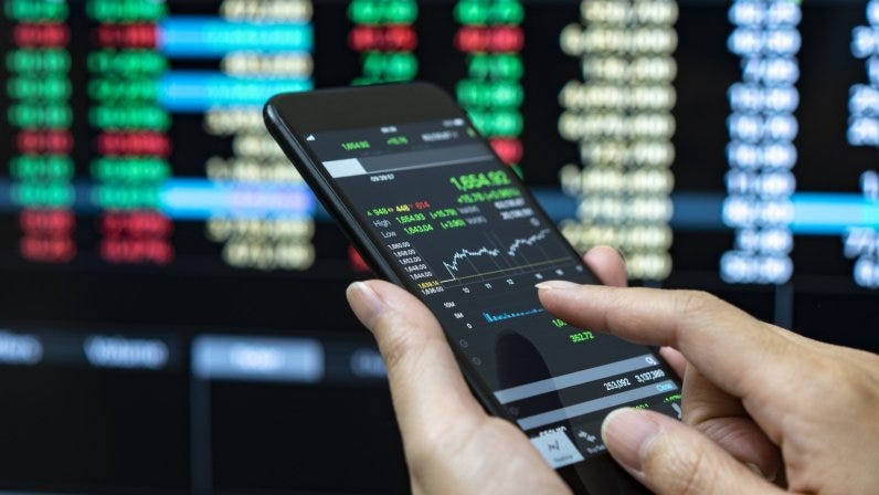 Uważaj na te platformy finansowe — lista stron, które budzą poważne wątpliwości