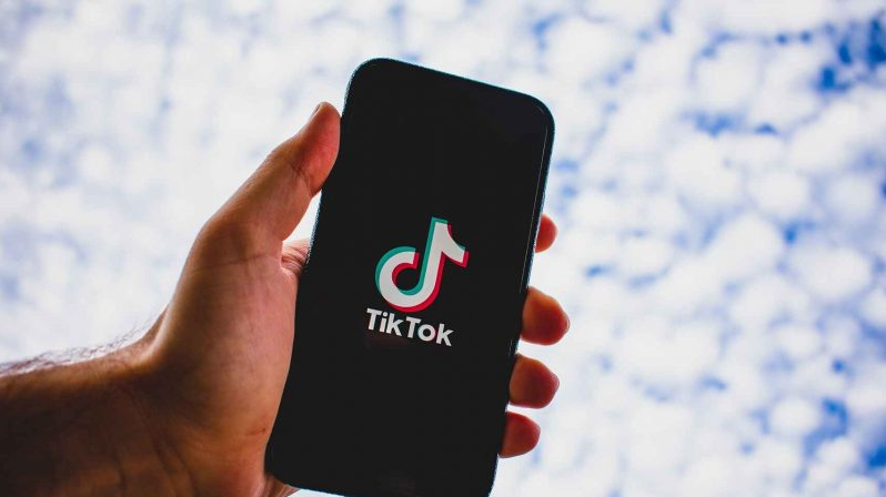 Increasing Engagement On TikTok For Virality!