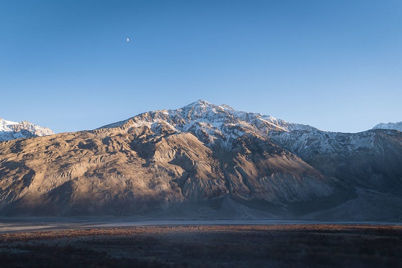 Mountains en route to Vrang village