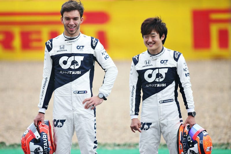 Gasly e Tsunoda fizeram boas corridas durante a temporada de 2021 da Fórmula 1. 