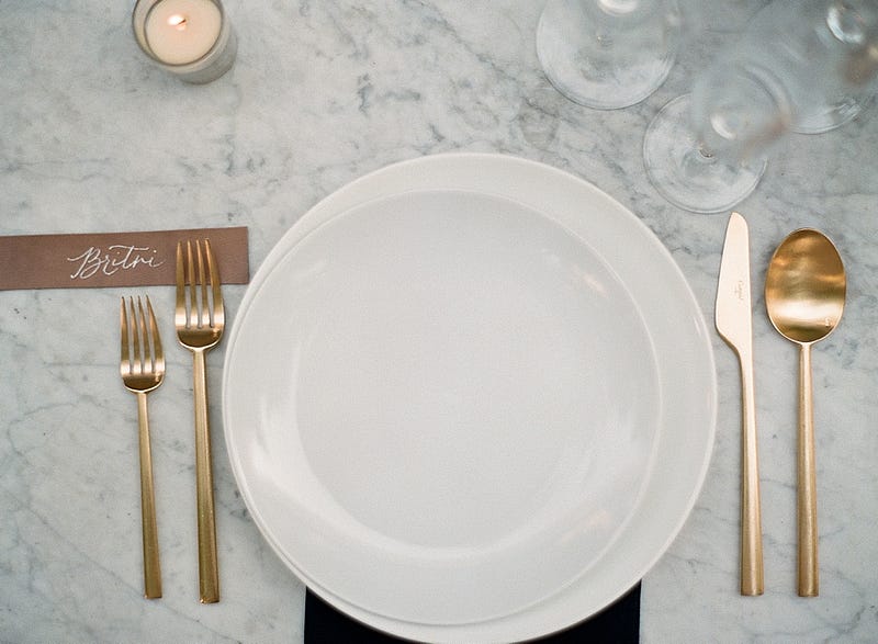 simple place setting - http://ruffledblog.com/downtown-dallas-rehearsal-dinner-inspiration