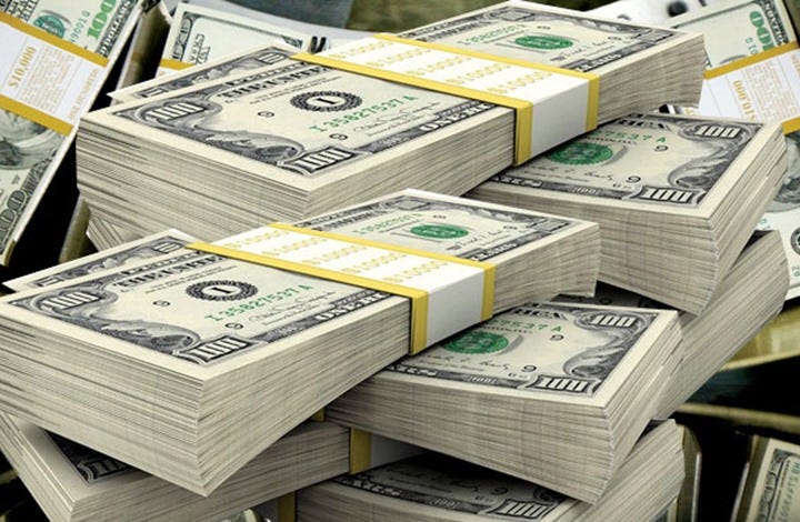 قصة رجل ربح 9 ملايين دولار من عاهرة.. ودفع لها 300 دولار