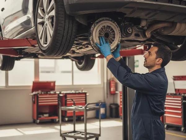 https://www.smautoservice.co.uk/clutch-repair-replacement-trowbridge-uk/