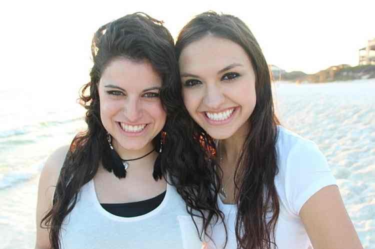 briaandchrissy