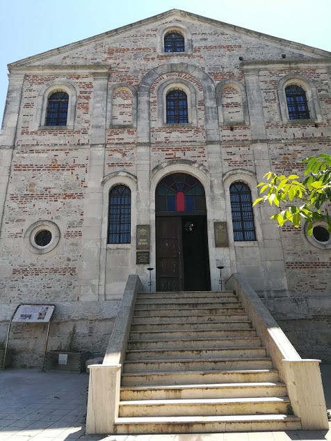 Gölyazı, Aziz Panteleimon Kilisesi