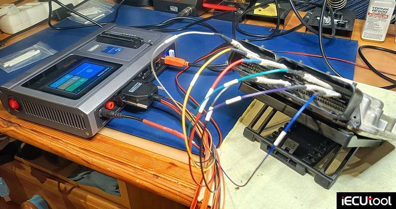 Xhorse Multi Prog Read and Write VW Passat EDC17C46 ECU on Bench
