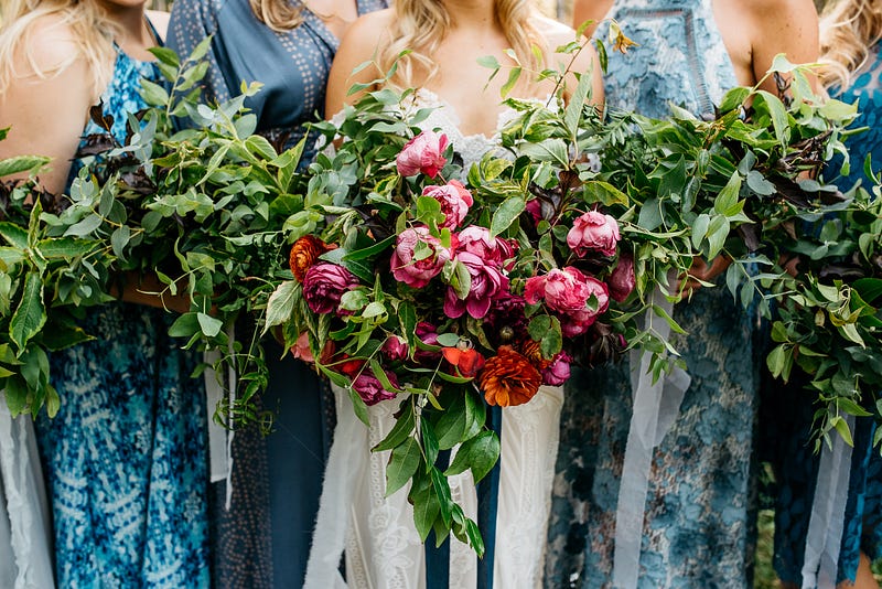 bridesmaid and bride bouquets - http://ruffledblog.com/fiesta-inspired-san-diego-wedding