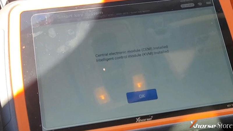 Xhorse VVDI Key Tool Plusは、2015 VolvoXC60にキーを追加します