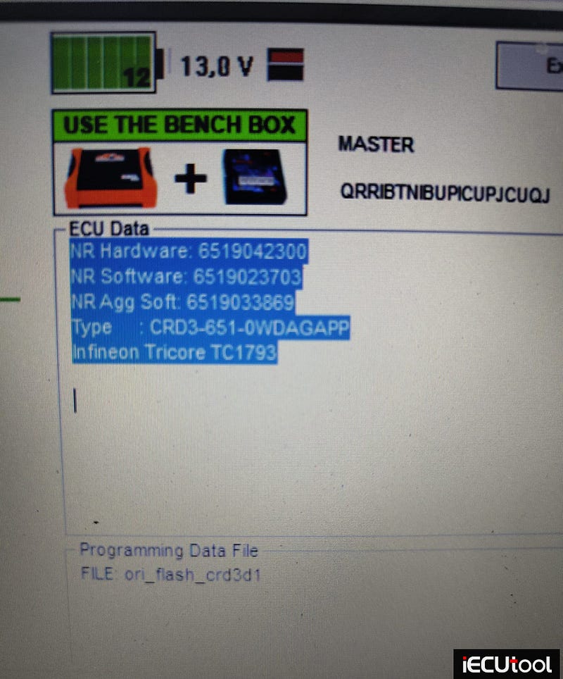 Foxflash Read and Write Mercedes CRD3P.D1 ECU on Bench