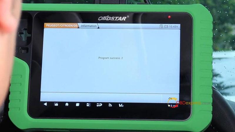 OBDSTAR X300 Classic G3 کلید تیغه پژو 408 2018 را اضافه می کند