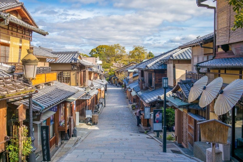 Kyoto’s famed Ninen-zaka and Sannen-zaka but without any tourists.