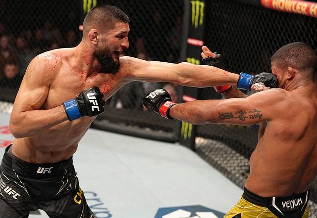 Khamzat Chimaev, nova sensação do UFC, afasta comparações com