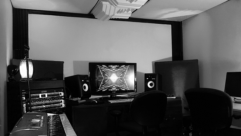 Mel studio pics
