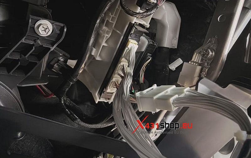LAUNCH X431 IMMO PLUS Add Keys for 2023 Toyota Venza