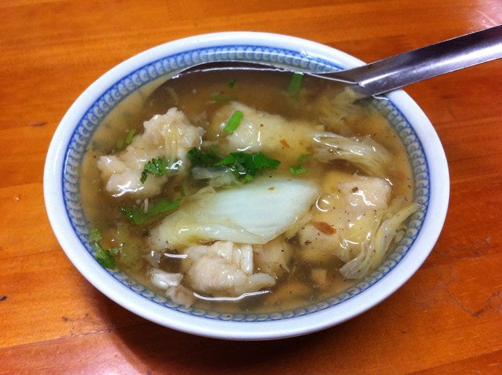 土魠魚湯，用真的土魠魚做的羹湯，有南部獨有的淡淡甜味。