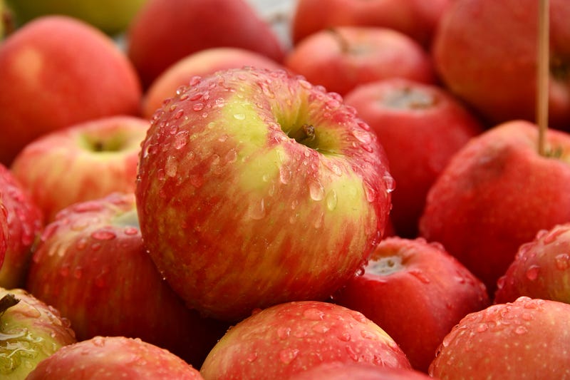 8 Tasty Fruits and Their Health Benefits