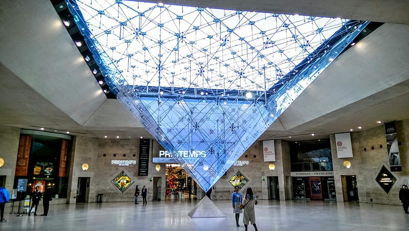 Louvre Pyramid
