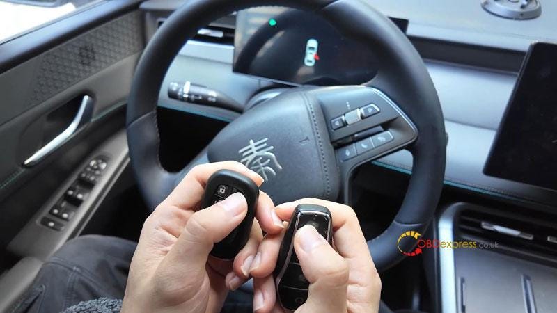 KEYDIY KD-X4を使って2025年式BYDスマートキーをプログラムする方法