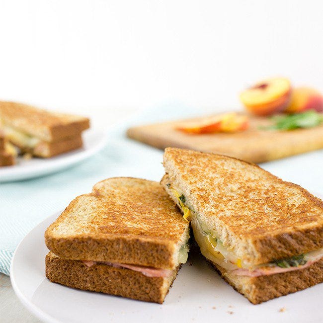 Peach_And_Ham_Grilled_Cheese_Featured_04