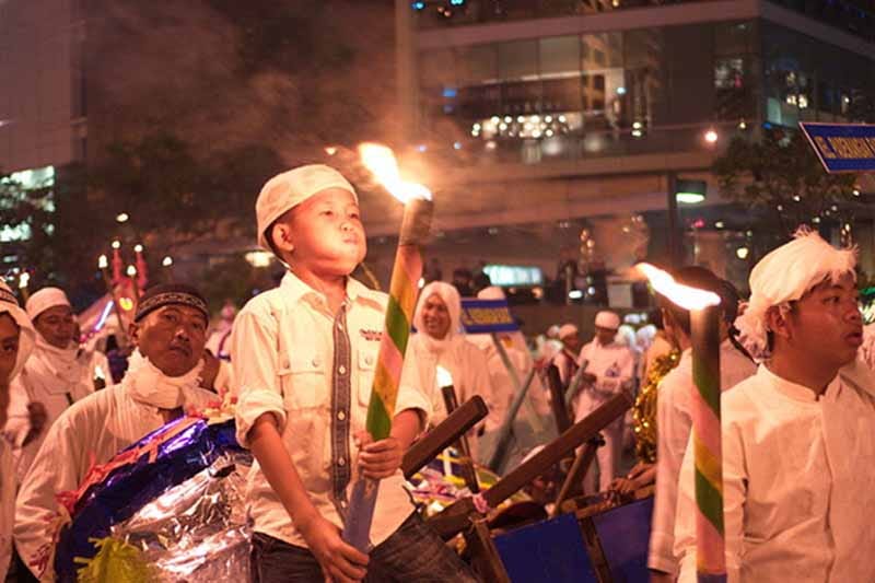 pawai obor indonesia (foto: Wikipedia)
