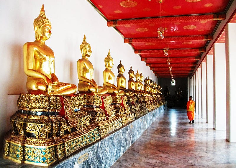 Wat_Po_bangkok-tour-reclining-buddha-101_www.bangkok.com