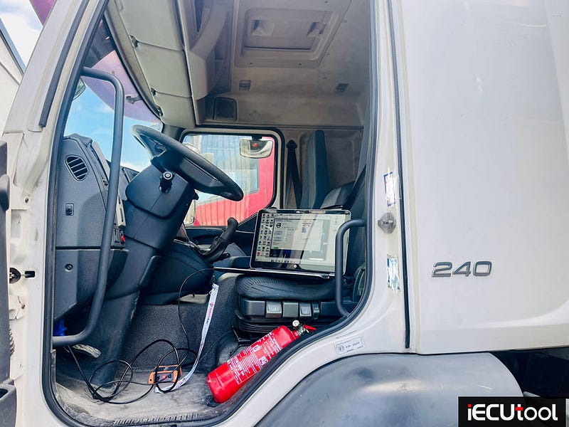 Foxflash Read and Write Volvo Truck TRW EMS2 E4 via OBD