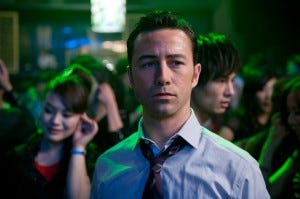 Joseph Gordon-Levitt plays Joe, a man hired by gangsters from the future to kill targets sent to the past.