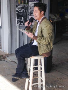 Tai Truong reading his story
