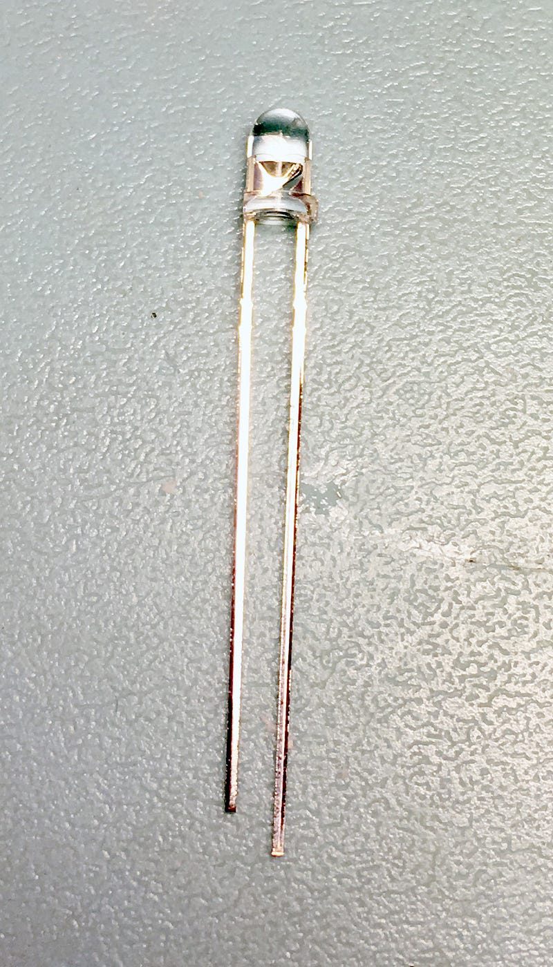 3mmの砲弾タイプのLED