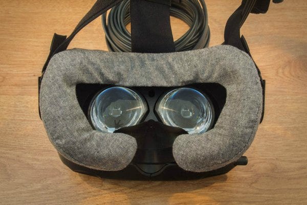 Master virtual reality with these tips and tricks for the HTC Vive #vr