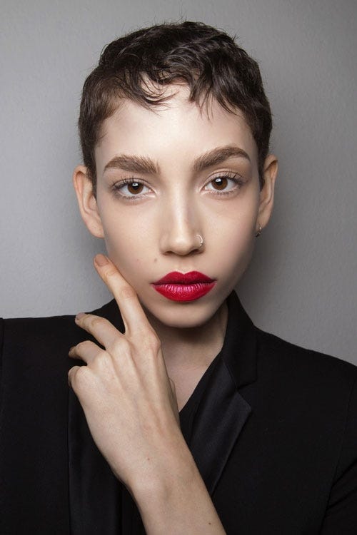 Coiffures courtes femmes 2016 2017 (11)