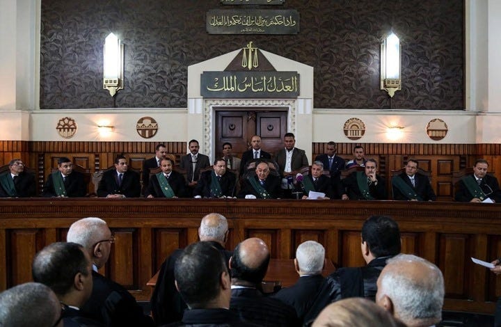 أكثر من 8400 مواطن مصري أحيلوا للقضاء العسكري منذ الانقلاب