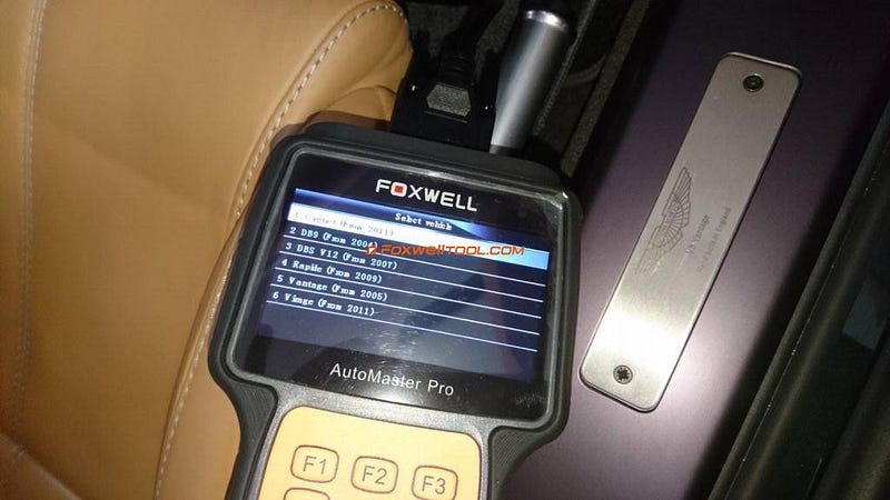 Foxwell NT644 Pro Aston Martin 2009 VantageV8診断が確認されました