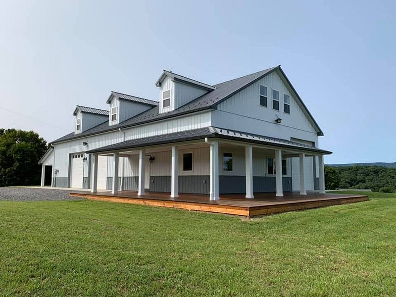 5 Great Barndominium Exterior Ideas To Boost Curb Appeal