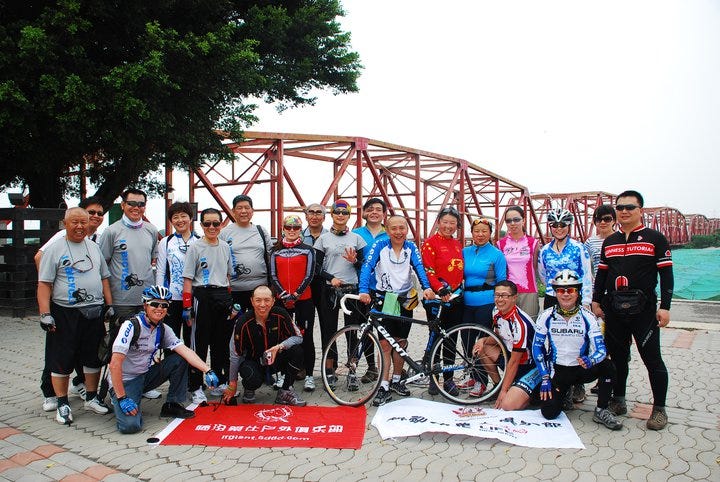 西螺大橋，我們告訴他們過了西螺大橋就是民進黨的大本營，講話要小心不要露出大陸腔。