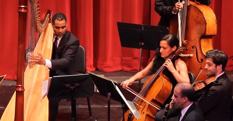 the-dominican-orchestra-in-harlem
