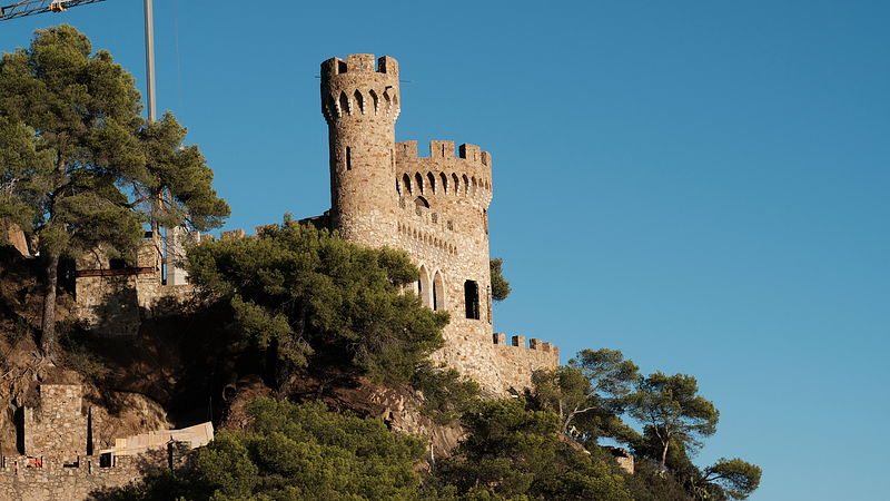 Castell d’en Plaja- An old castle atop a cliff