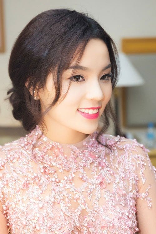  Cân đo nhan sắc Kỳ Duyên sau mỗi lần đổi kiểu tóc