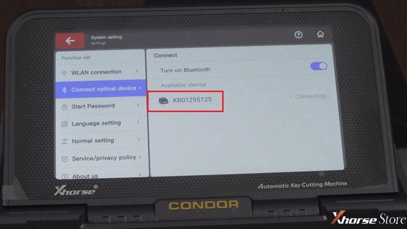 Xhorse デバイスは、Audi A6 HU66 キーをデコードしてカットします
