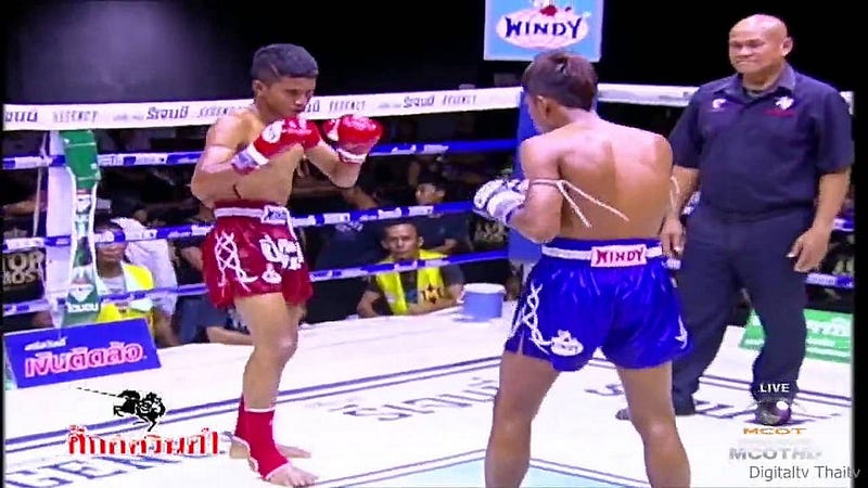 ศึกอัศวินดำ ล่าสุด 2/15 26 ตุลาคม 2014 ย้อนหลัง HD : Liked on YouTube