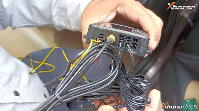Xhorse Smart Key Box tested on Honda City car