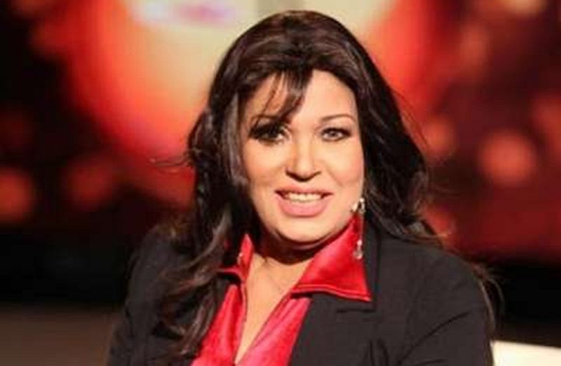 فيفي عبده للغناء بعد الرقص والتمثيل وتهم بالابتذال (فيديو)