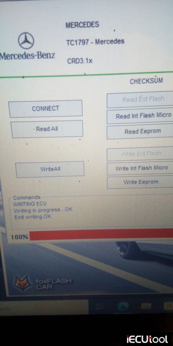 Foxflash Read and Write Mercedes CRD3.0 on Bench