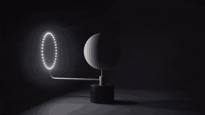 moon-lunar-globe-lamp-5.gif