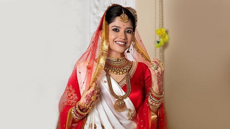 The Glamorous Gujarati Bride — shaadidukaan