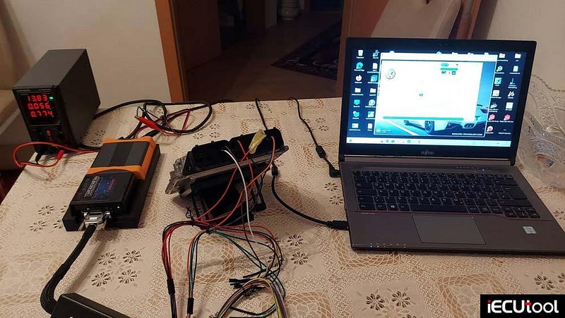 Foxflash Read and Write VW Golf 7 EDC17C64 on Bench