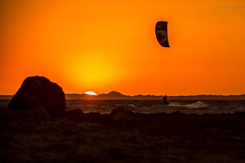 Pred kiting into the sunset