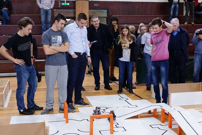 prezentacija projekta crobotixa