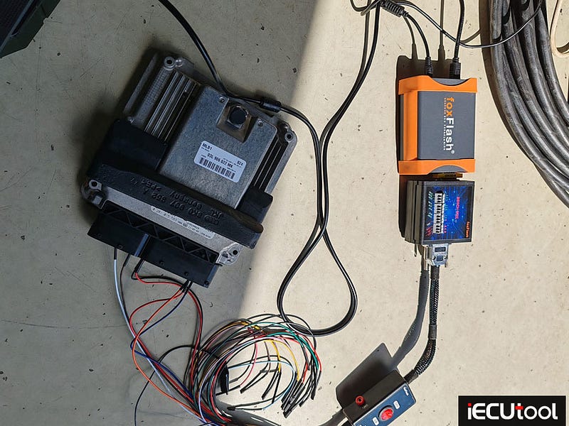 Foxflash Read and Write Audi A4 2.0 EDC17CP14 ECU